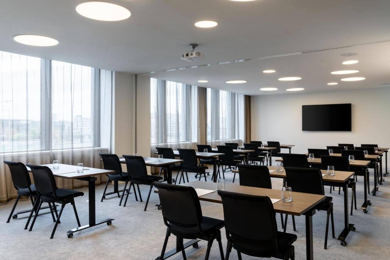 Courtyard By Marriott Glasgow Sec Екстер'єр фото
